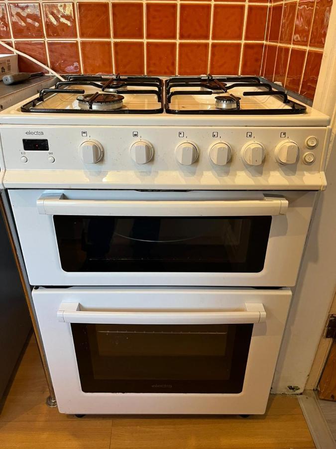 Ovington Grove 2 Fully Equipped Kitchen Free Parking 3 Bedrooms Netflix Newcastle Upon Tyne Exterior foto